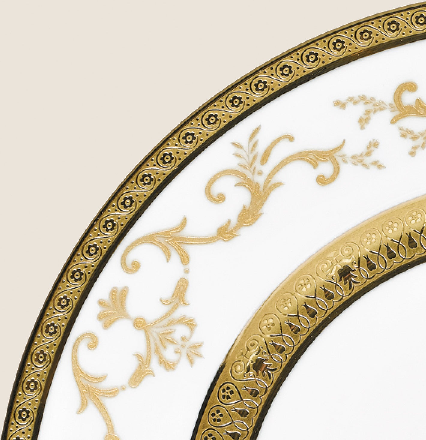 Rim plate deep 23 cm white with gold rim | Médicis Blanc