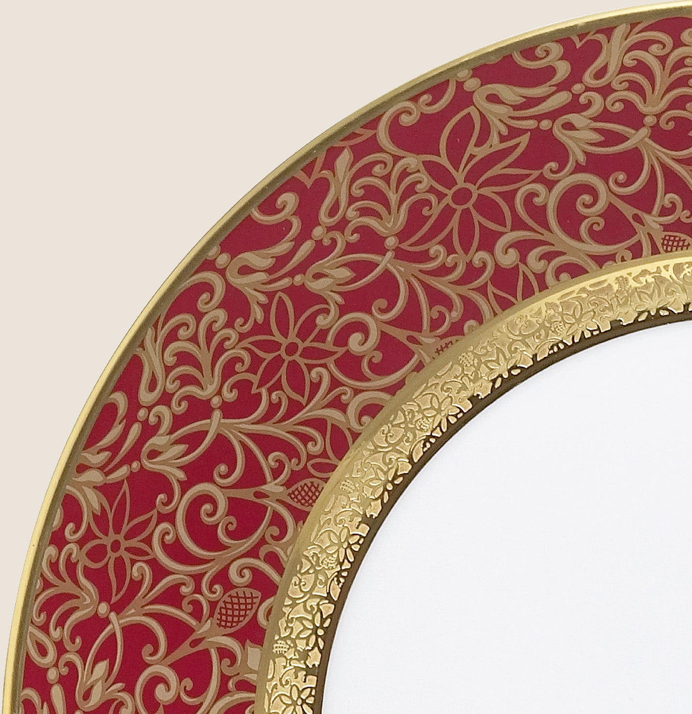 Rim plate flat 22 cm red with gold rim | Tolède Or
