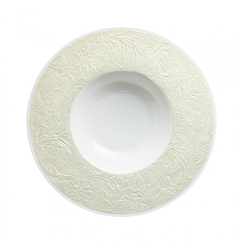 Rim plate deep with engraved rim 27 cm ivory | Italian Renaissance