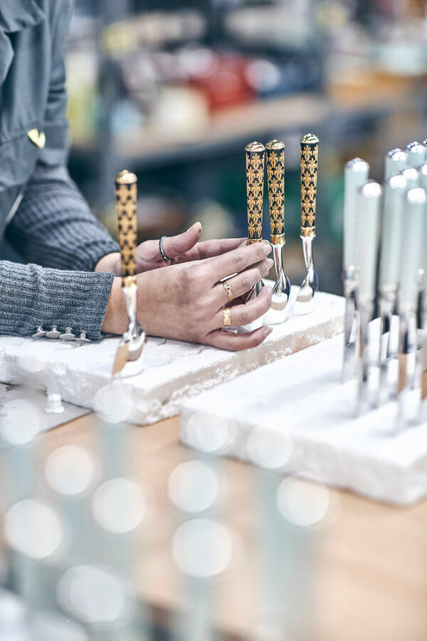 Tea Spoon | Silver Plated / Enamel handle | Fuchsia | Acanthe